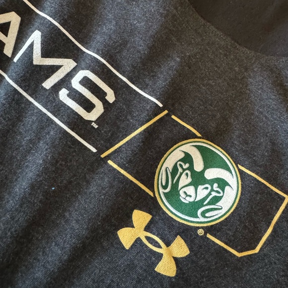 👉🏼Like New👈🏼 Men’s Under Armour Charcoal Gray Colorado Rams Hooded Loose Tee XXL - Picture 4 of 4